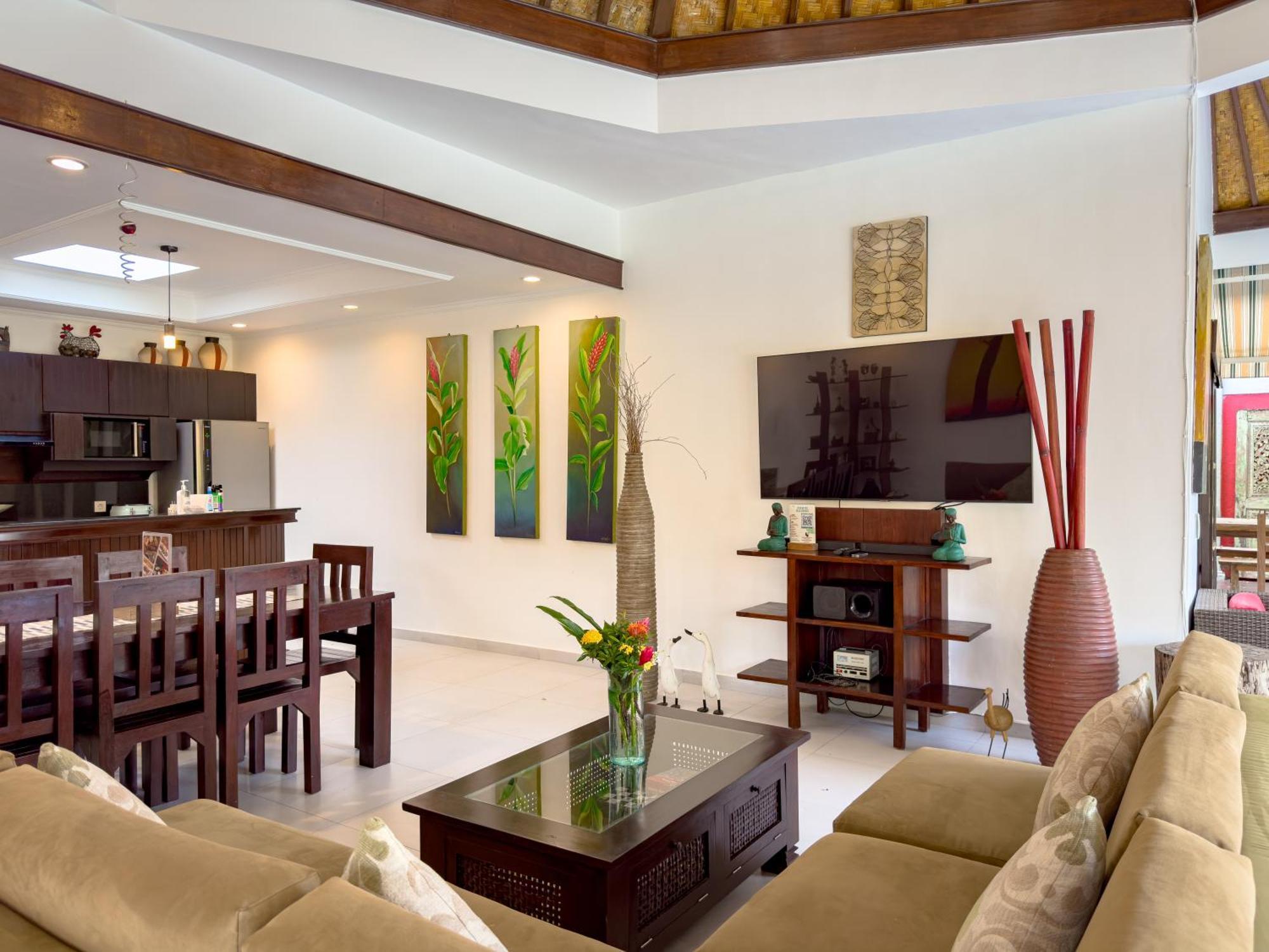 Villa Bugis Abimanyu Seminyak 部屋 写真