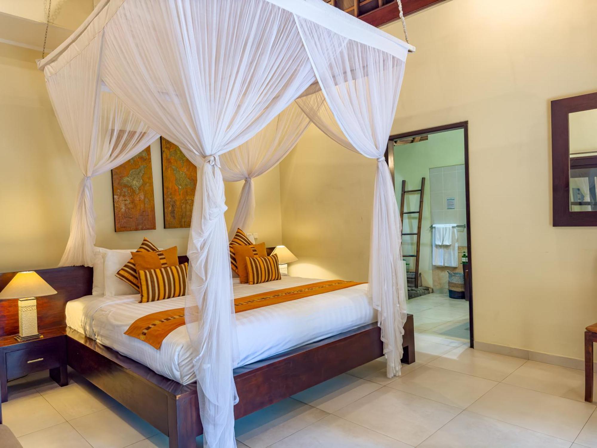 Villa Bugis Abimanyu Seminyak 部屋 写真