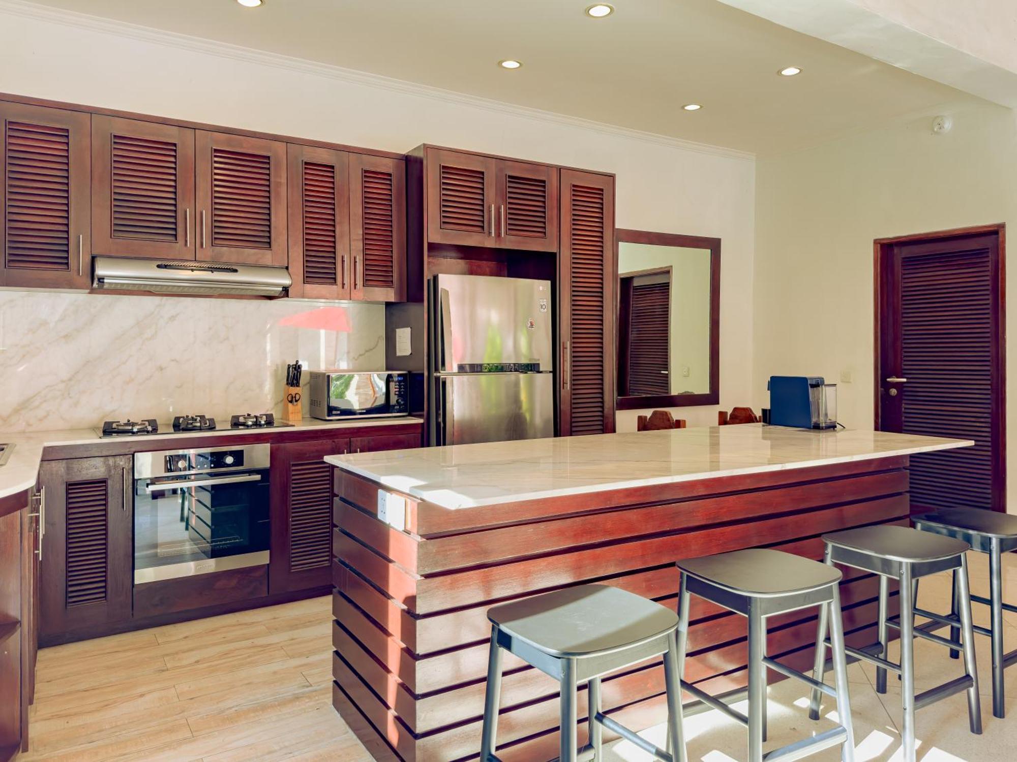 Villa Bugis Abimanyu Seminyak 部屋 写真