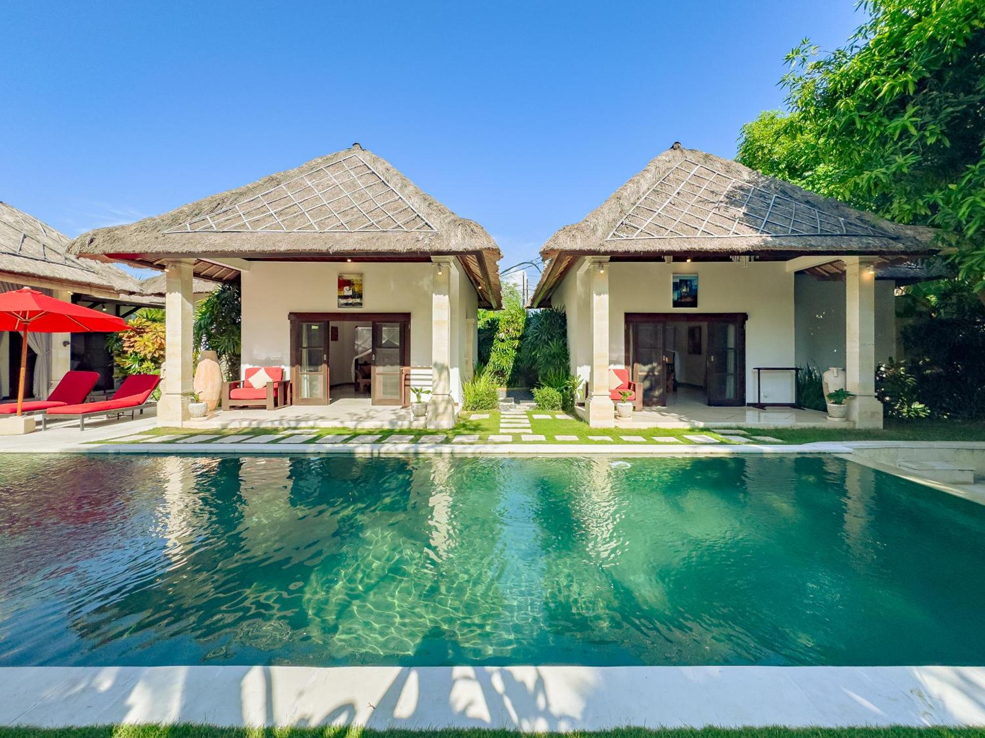 Villa Bugis Abimanyu Seminyak 部屋 写真