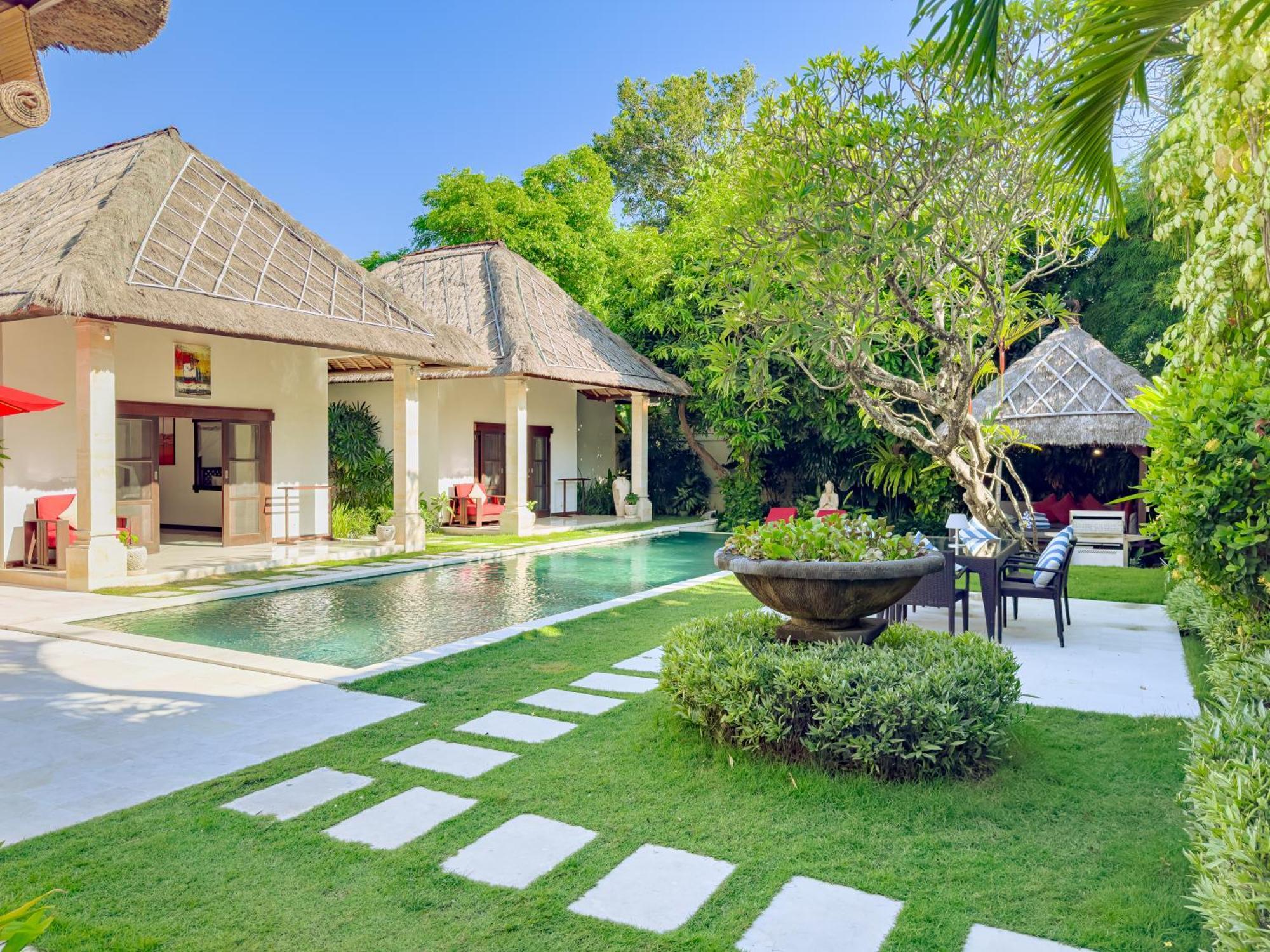 Villa Bugis Abimanyu Seminyak 部屋 写真